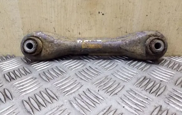 Volvo V50 Rear control arm