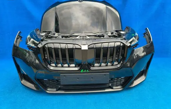 BMW X1 U11 Front piece kit 