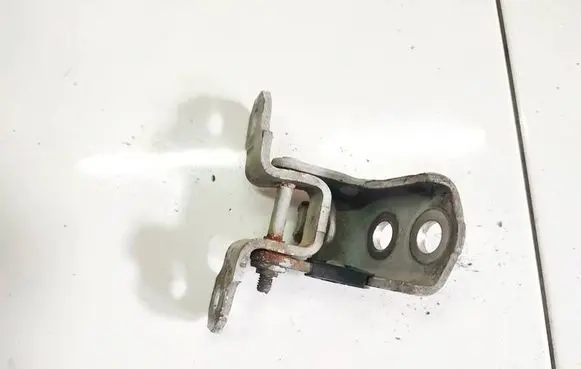 Renault Laguna II Rear door lower hinge