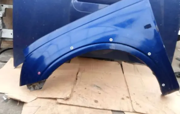 Isuzu D-Max Fender