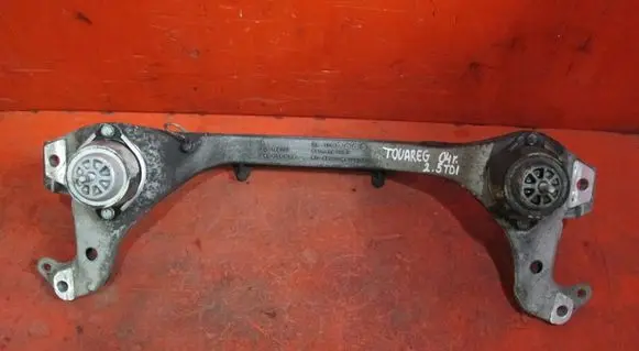 Volkswagen Touareg I Front subframe 7L6199207