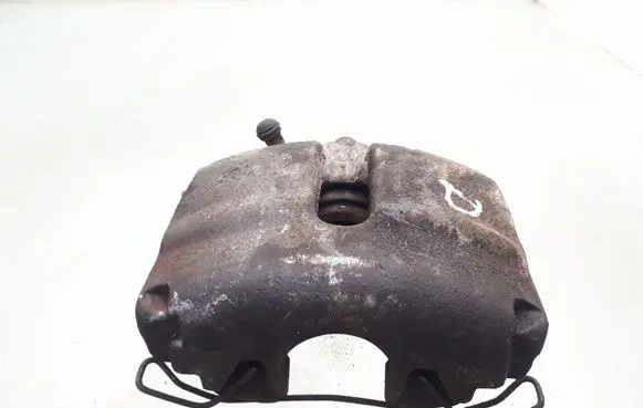 Volkswagen Touran I Front brake caliper