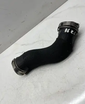 Audi A6 S6 C6 4F Intercooler hose/pipe 4F0145709H