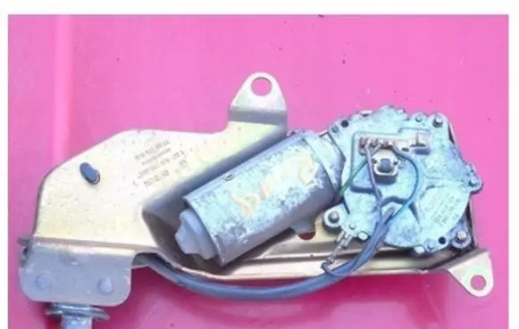 Renault 19 Rear window wiper motor