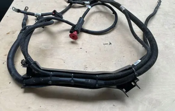 Mercedes-Benz Sprinter W907 W910 Positive cable (battery) A9105409955