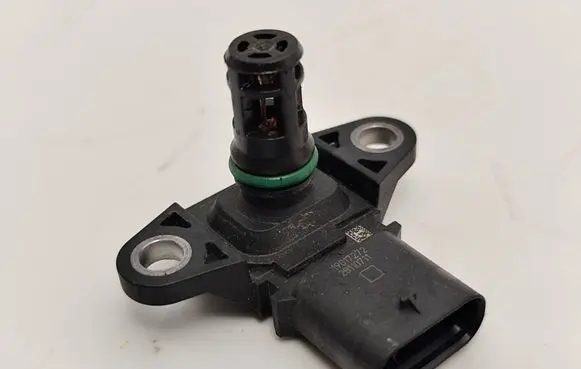 BMW X5 F15 Air pressure sensor 8662895 A2C99494700
