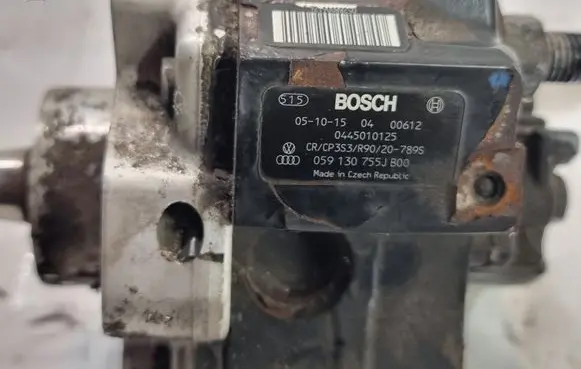 Audi A6 S6 C6 4F Fuel injection high pressure pump 0445010125 059130755J