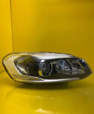 Volvo XC60 Headlight/headlamp 31420250