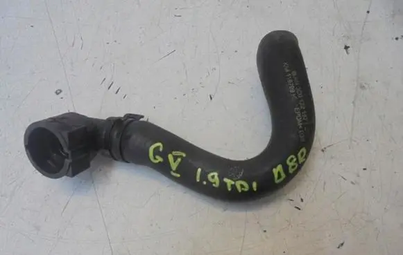 Volkswagen Golf V Engine coolant pipe/hose