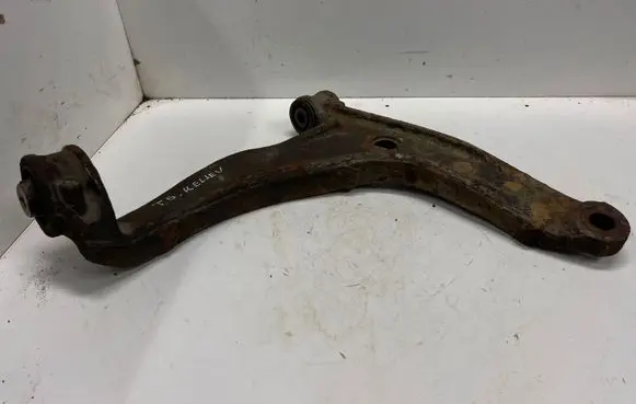 Volkswagen Transporter - Caravelle T5 Front lower control arm/wishbone