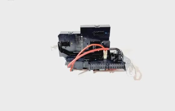 Mercedes-Benz C W204 Fuse module 2049000902 2045458732 2129022702