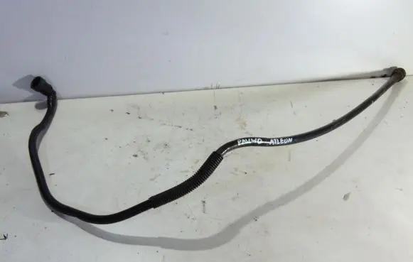 Nissan Atleon Fuel line pipe