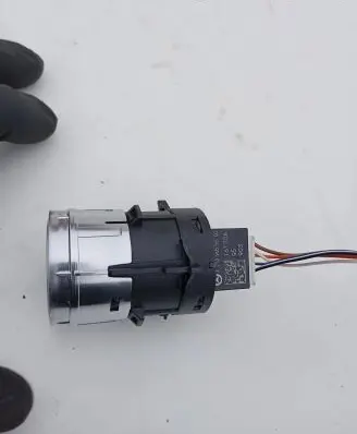 Mercedes-Benz E W213 Engine start stop button switch A2139055500 16T308