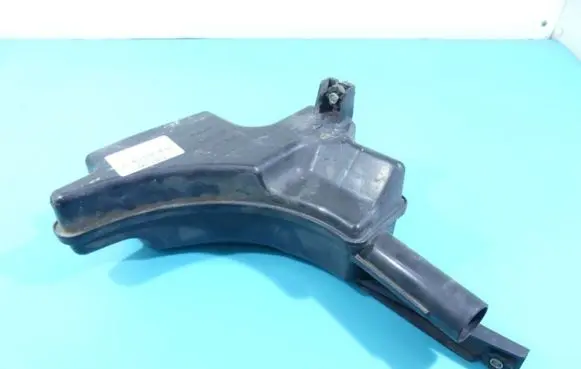 Intake resonator