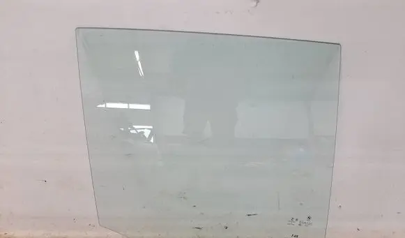 BMW X1 F48 F49 Rear door window glass 
