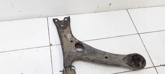 Toyota Corolla E120 E130 Front lower control arm/wishbone