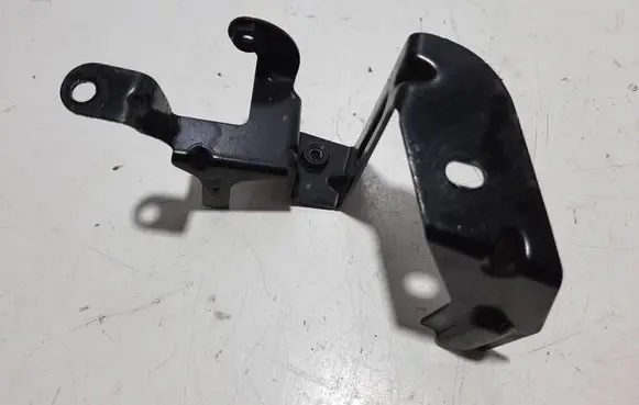 Volkswagen Touareg II Other engine bay part 7P0422491