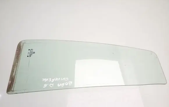 Rear vent window glass