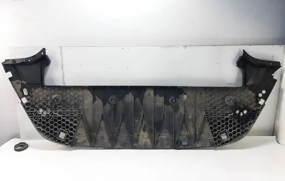 Front bumper skid plate/under tray