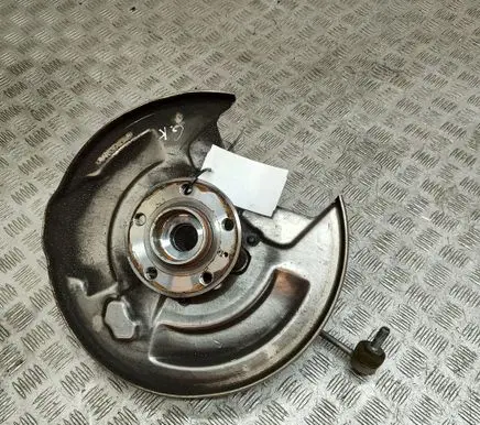 Volvo XC90 Rear wheel hub 32395006