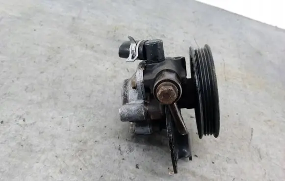 Chrysler Stratus Power steering pump 
