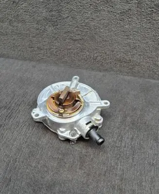 Audi A6 S6 C6 4F Vacuum pump 06E145100B 06E145100C 06E145100D