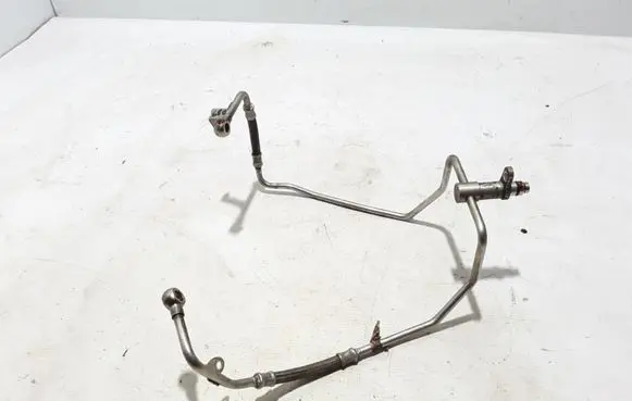BMW 5 F10 F11 Turbo turbocharger oiling pipe/hose 7634680