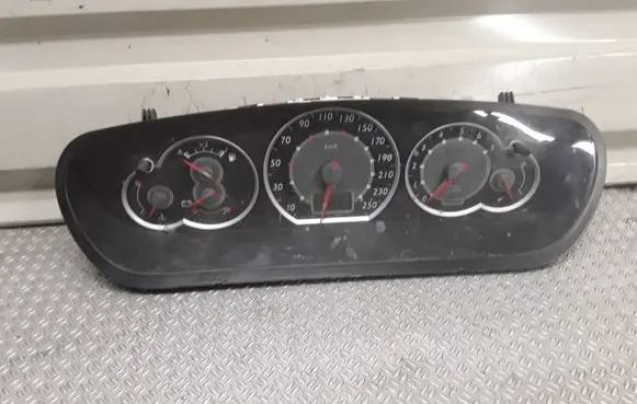 Citroen C5 Speedometer (instrument cluster) 9655608780