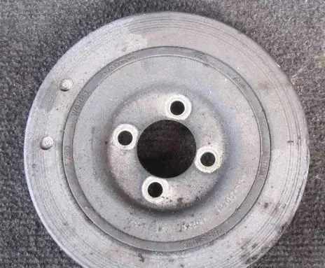 Opel Corsa D Crankshaft pulley 862307