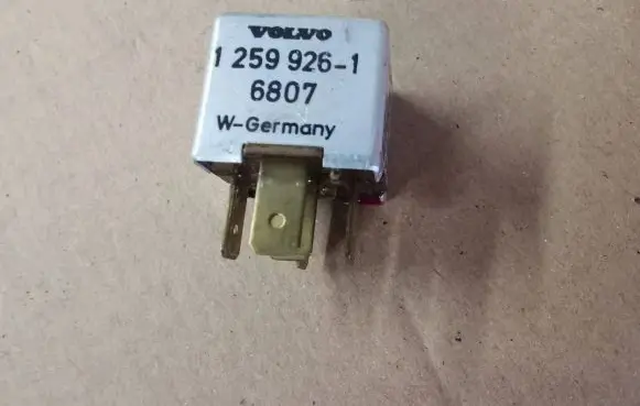 Volvo S70 V70 V70 XC Other relay 12599261 6807