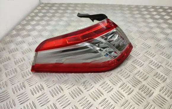 Peugeot 508 Rear/tail lights 9686779580