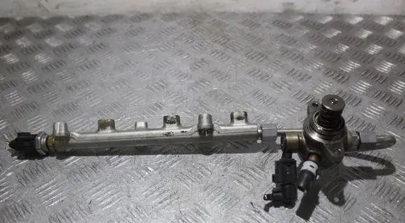 Seat Leon (5F) Fuel main line pipe 04C133320C