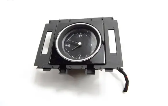 Volkswagen PASSAT B8 Clock 3G0919204C 25700001 1504710279