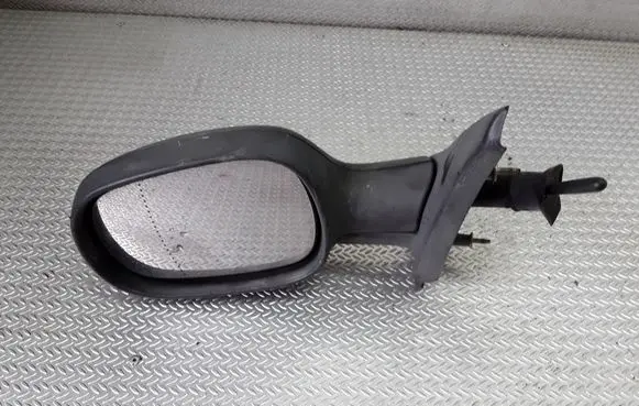 Renault Megane I Manual wing mirror E9010125