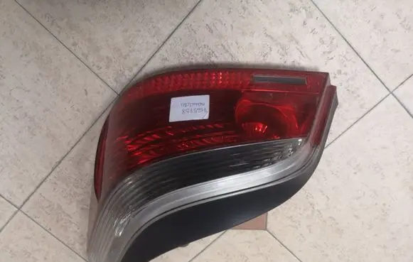 BMW 5 E60 E61 Rear/tail lights 7165738 2VP0086712163216910632171657386910768ZBM191114R