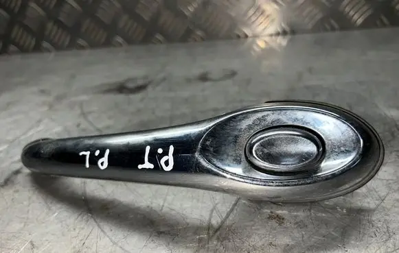 Chrysler PT Cruiser Front door exterior handle 04724912AC