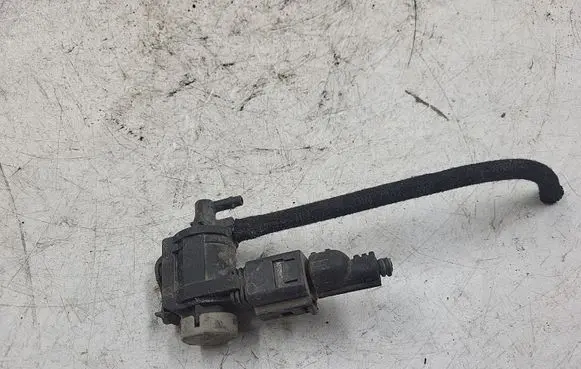 Volkswagen Bora Turbo solenoid valve 