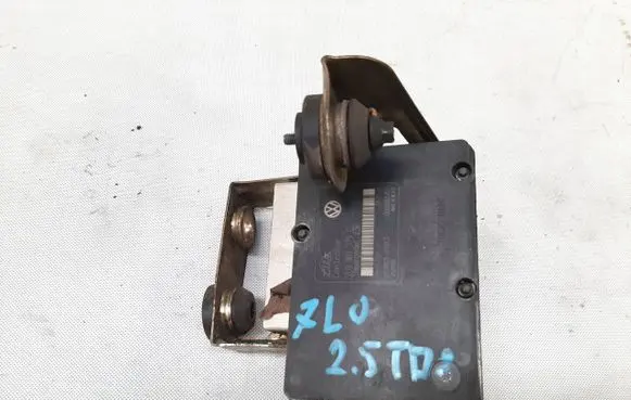 Volkswagen Touareg I ABS Pump 7L0907379G