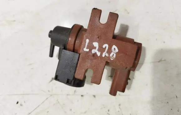 Ford Mondeo MK IV Turbo solenoid valve 6g9q9e882ca