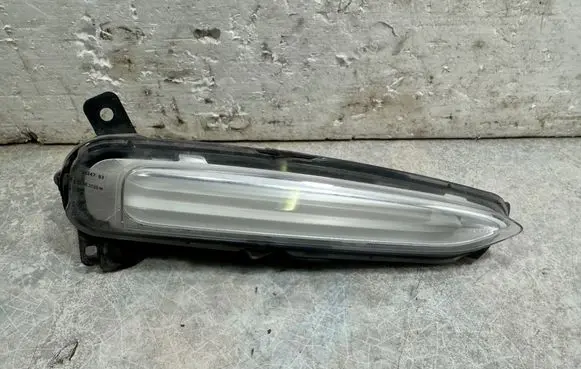 BMW i3 Front fog light 7471838