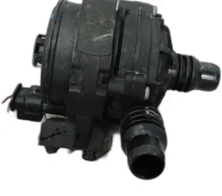 BMW 5 G30 G31 Electric auxiliary coolant/water pump 8840613