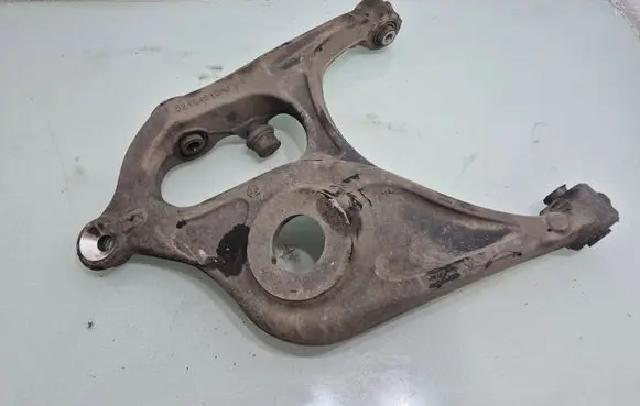 Rear upper control arm/wishbone