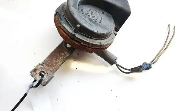 Volkswagen Golf II Horn signal ch2091 e342085