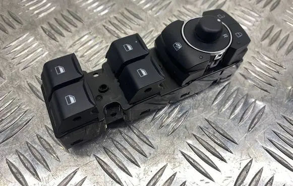 Ford Puma Quarter vent window switch R1TB14540AAW