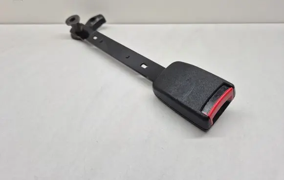 Volkswagen PASSAT B5 Front seatbelt buckle 3B0858472