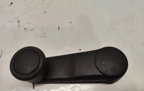 Audi A4 S4 B6 8E 8H Front door window winding handle 8Z0837581B