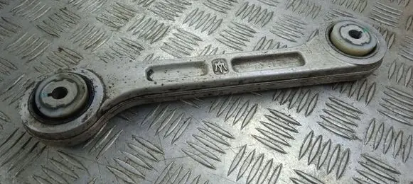 Maserati Levante Rear control arm 067003201