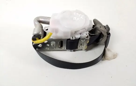 Toyota Avensis T270 Front seatbelt 73210-05080