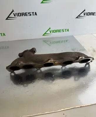 Honda CR-V Exhaust manifold