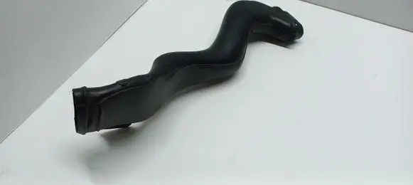Volvo V70 Intercooler hose/pipe 7321